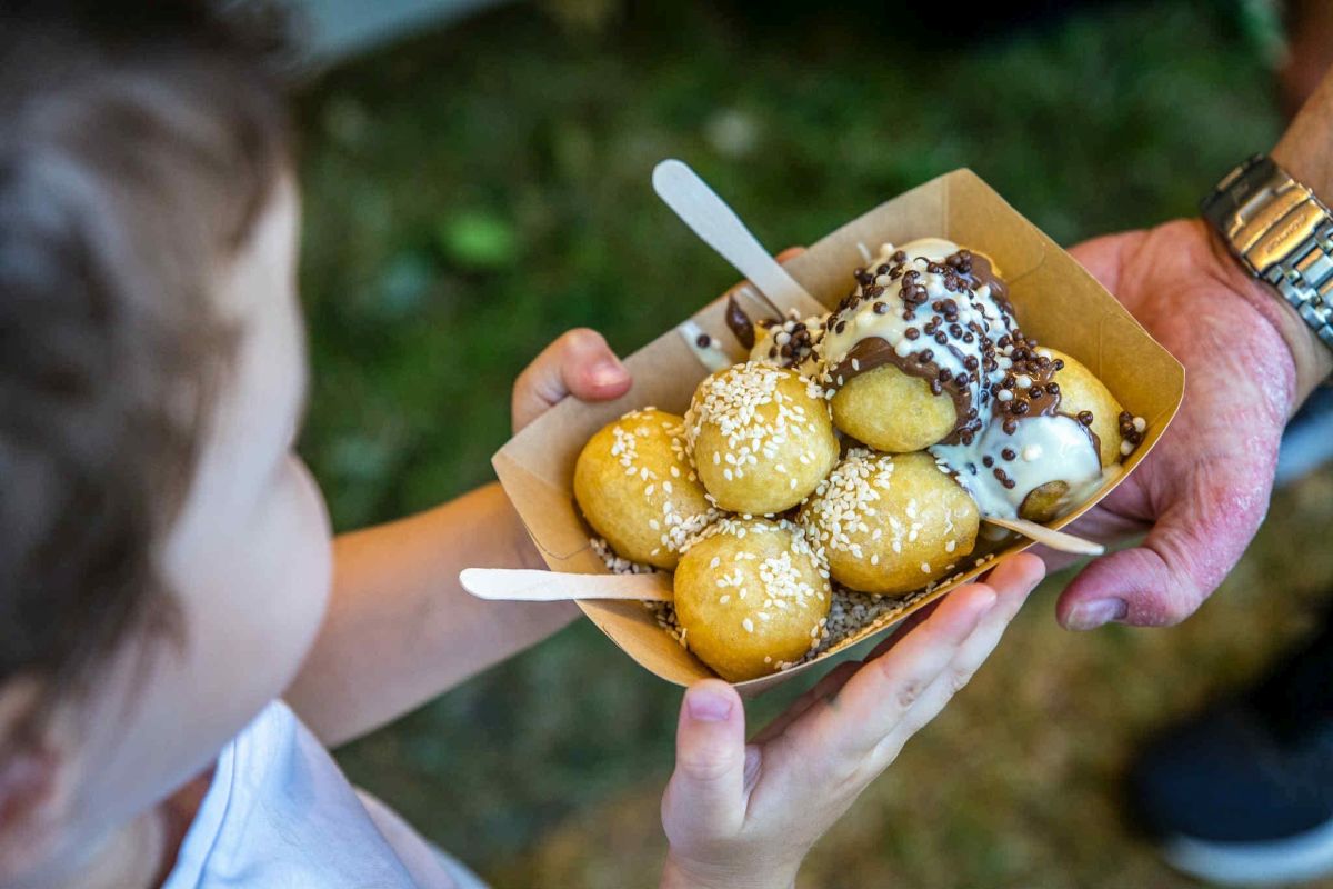 Street food, zene és nyári hangulat: visszatér a Food Truck Show a Radó-szigetre